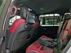 تۆیۆتا لاند کروزەر